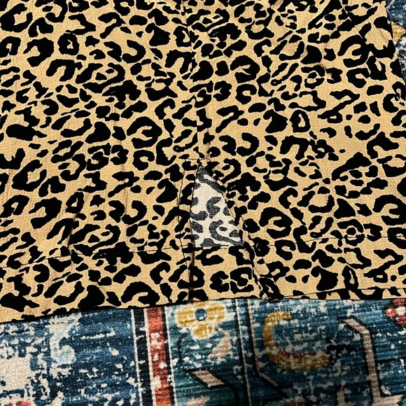 FREE PEOPLE | Leopard Mini Skirt Slit Size 10 - Picture 2 of 4